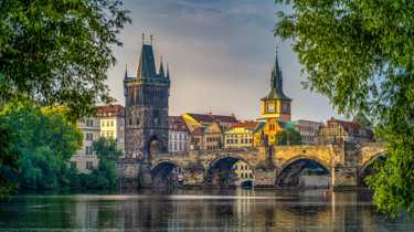 Τσεχική Δημοκρατία: φθηνά λεωφορεία, τρένα και αεροπορικά εισιτήρια